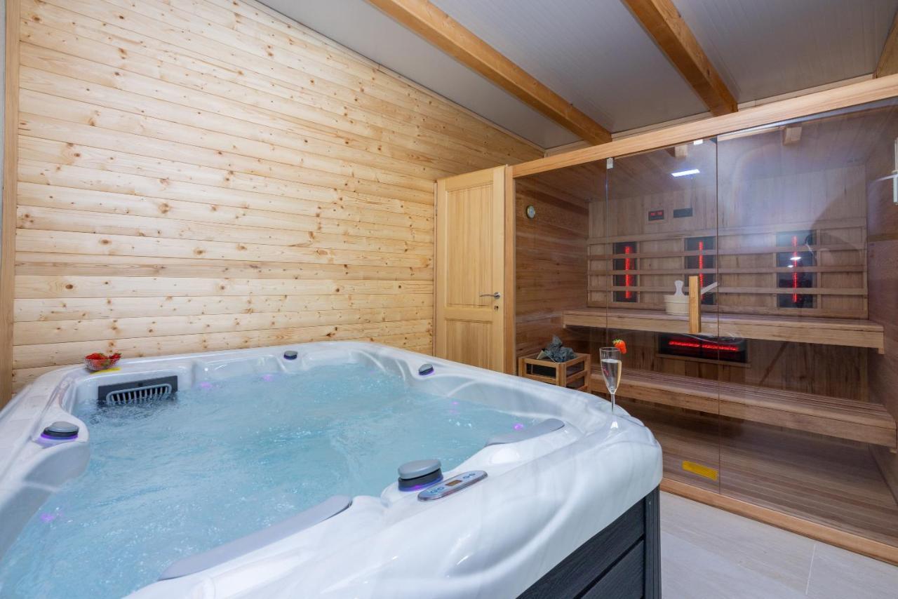 Villa Antani With Heated Pool, Sauna & Jacuzzi Crikvenica Exterior foto